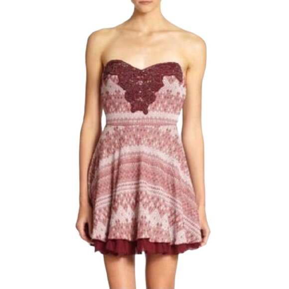 Free People Dresses & Skirts - Free People Burgundy Shimmer Fit & Flare Tulle Trim Embroidered Sweetheart Dress